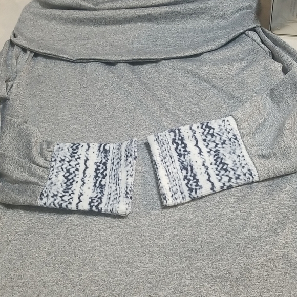 Misslook women top, siz XL ,color gray. - Picture 6 of 7